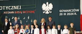 Barwy narodowe i pieśni patriotyczne ponownie w Gowarczowie
