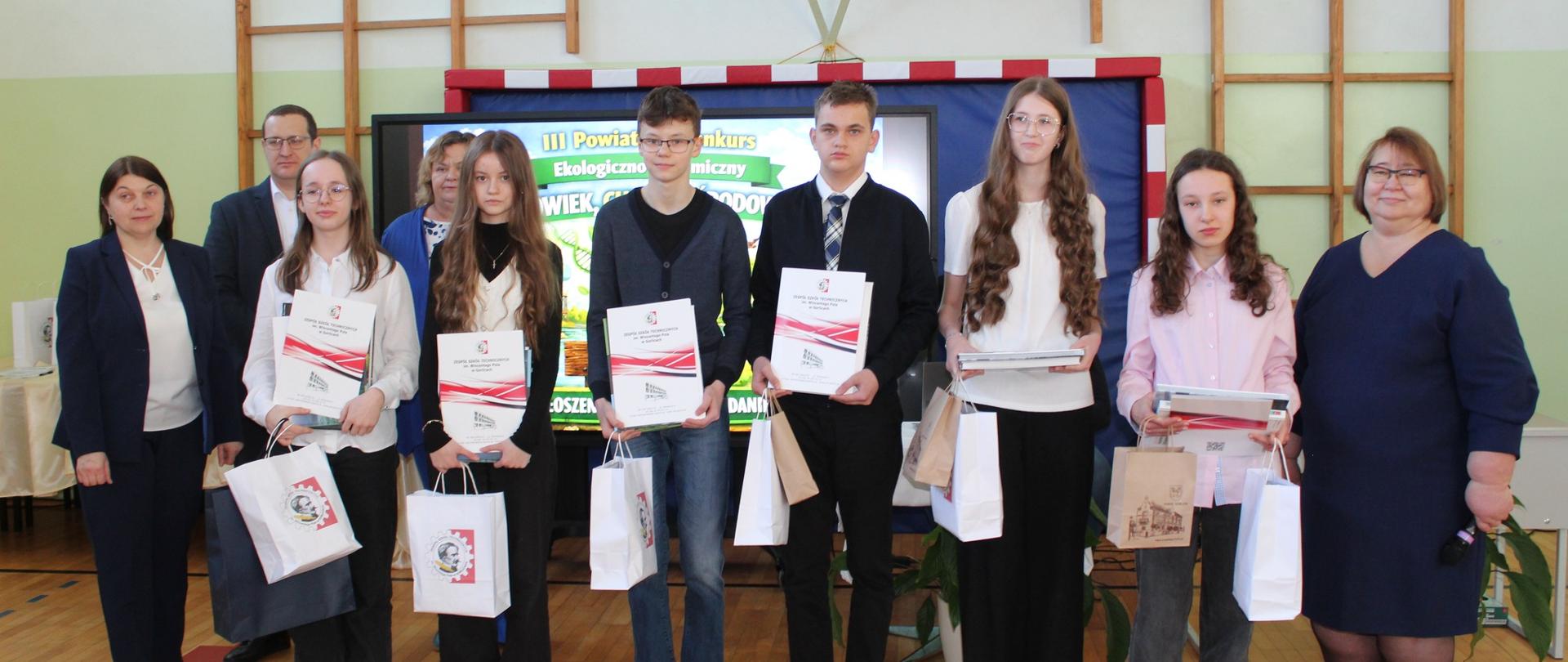 W wydarzeniu wzięło udział 52 uczniów z powiatu gorlickiego