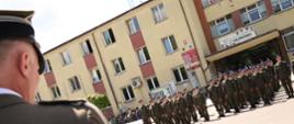 Przy głosie przedstawiciel Wojskowego Centrum Rekrutacji w Bielsku Podlaskim