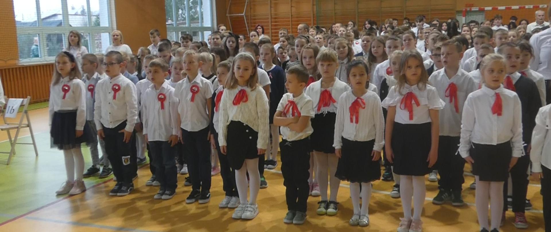 Akcja "Szkoła do hymnu"