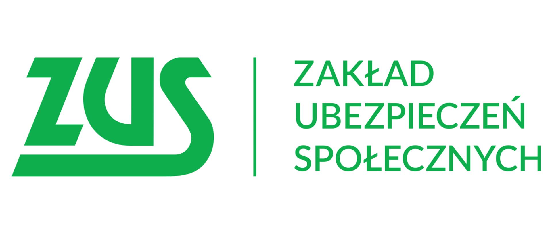 Logo w kolorze zielonym składające się z liter tworzących napis ZUS. Po jego prawej stronie na na wysokość całego napisu pionowa kreska i w trzech liniach ułożony napis Zakład Ubezpieczeń Społecznych.