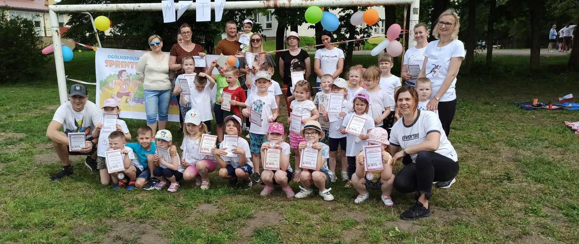 Dzień Rodziny w grupach przedszkolnych przy Szkole Podstawowej im. Jana Pawła II w Żarnowie
