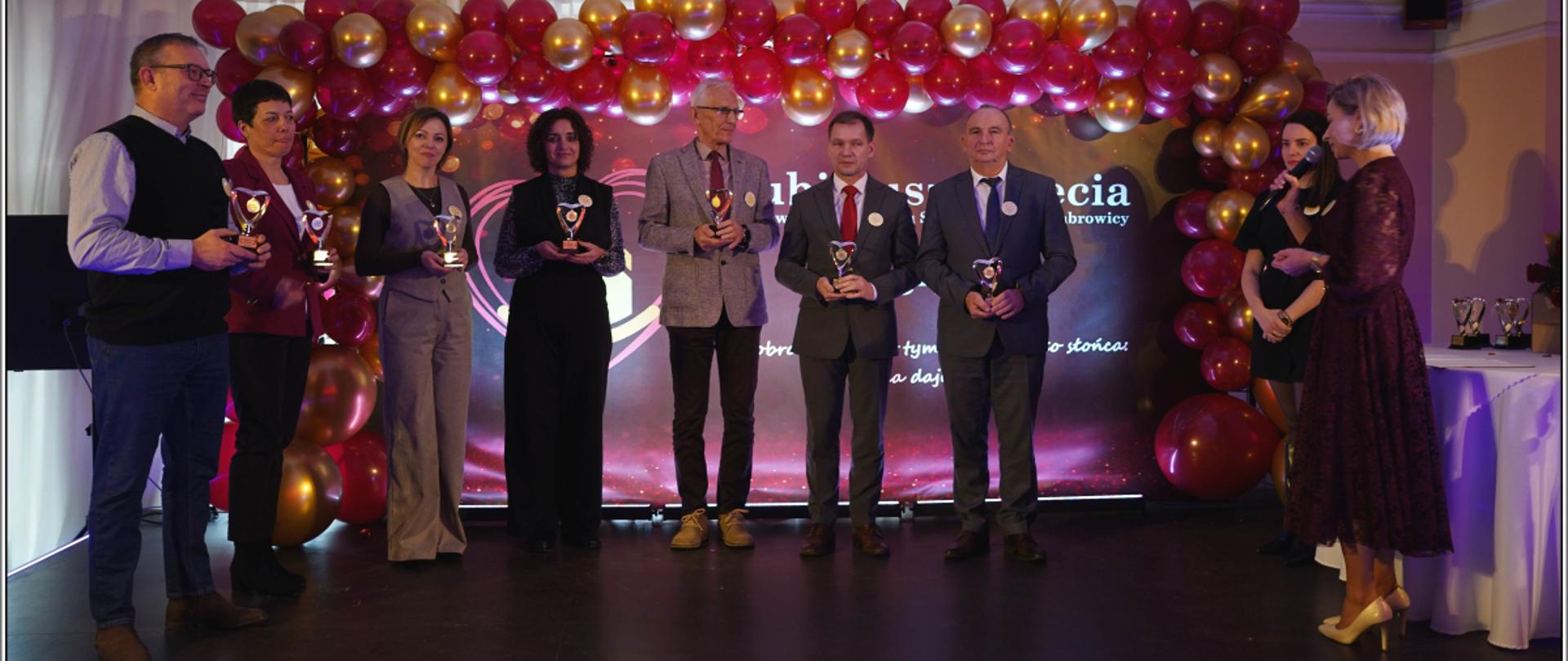 Na zdjęciu nagrodzeni uczestnicy wydarzenia