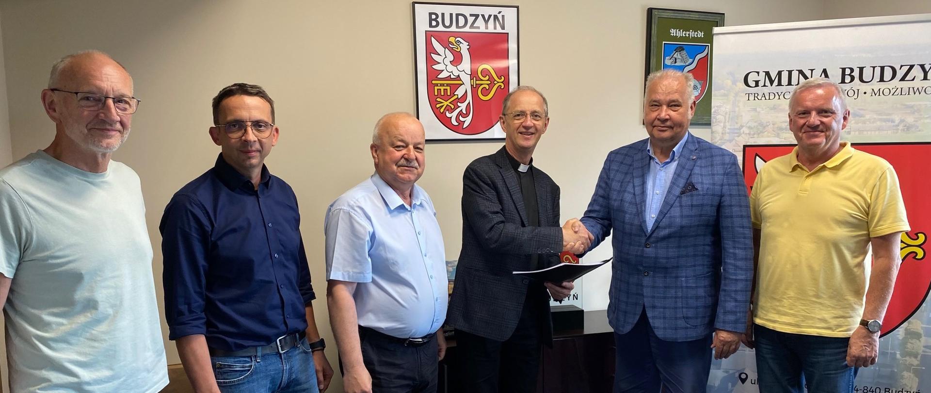 Podpisanie umowy na remont kościoła pw. Św. Andrzeja Boboli
