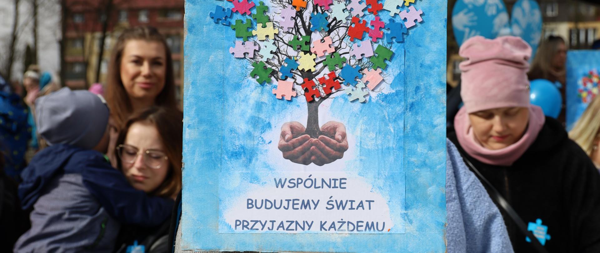 W ramach solidarności z osobami w spektrum autyzmu włączyliśmy się w akcję Stowarzyszenie Dobry Start.