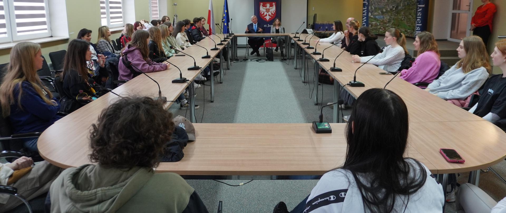 Starosta Jasielski spotkał się z uczniami z wymiany międzyszkolnej