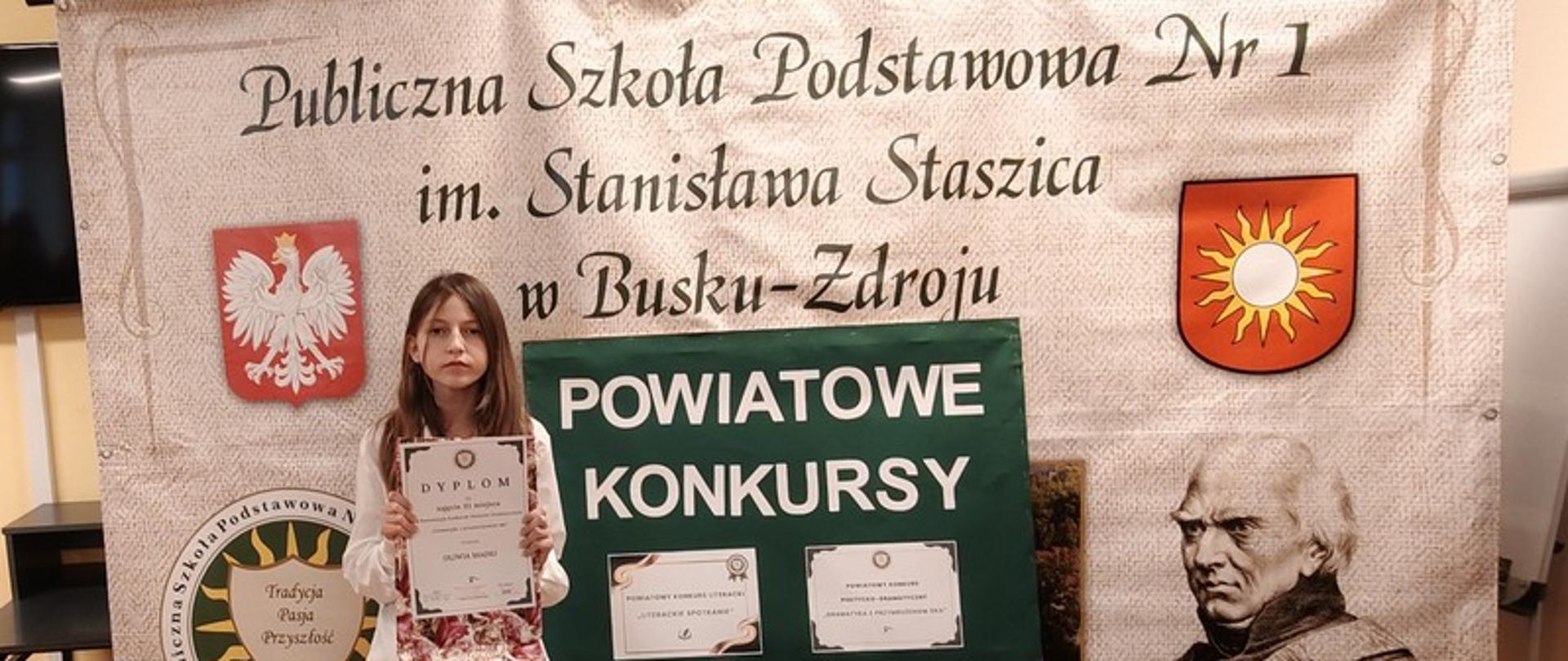 Sukces Oliwii Madej w Powiatowym Konkursie Poetycko-Gramatycznym „Gramatyka z przymrużeniem oka”