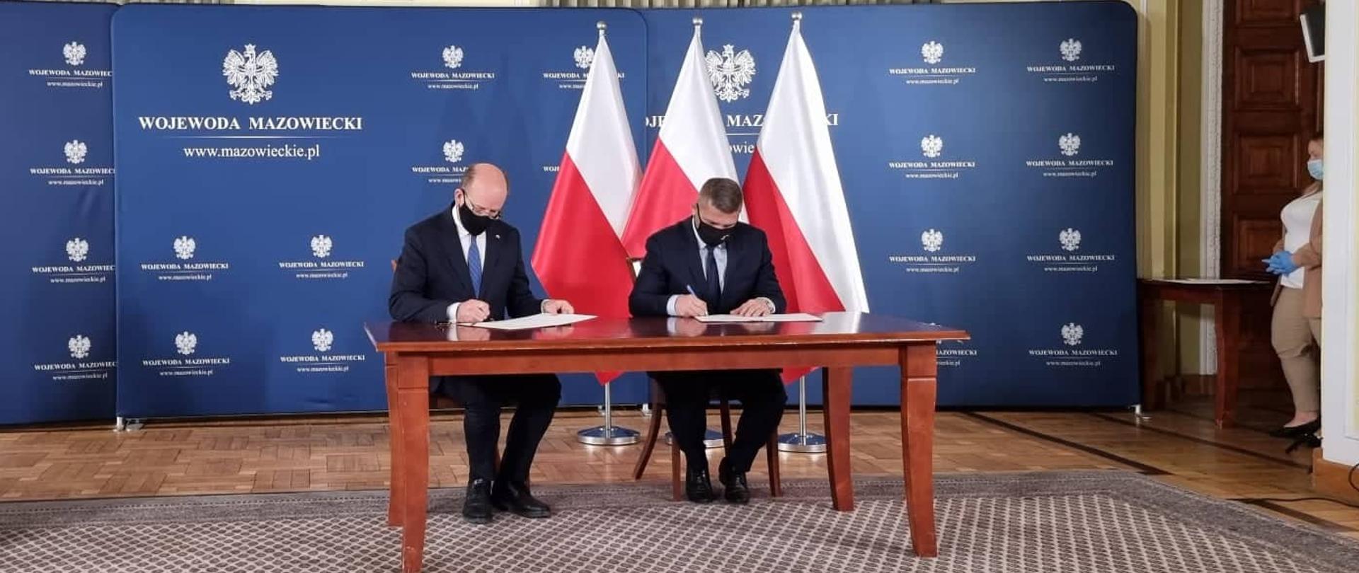 Podpisanie umowy w MUW w Warszawie, 01.12.2021 r. fot. 2