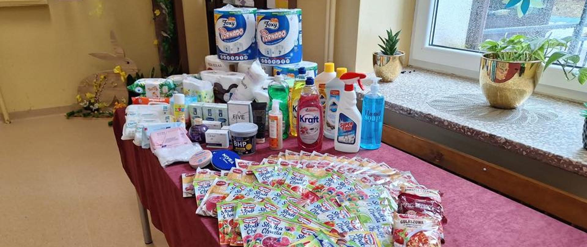 Dary Szkolnego Koła Wolontariatu dla Sądeckiego Hospicjum