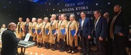 O świąteczną atmosferę zadbali uczniowie klas I-III oraz nauczyciele, uczniowie i rodzice. 