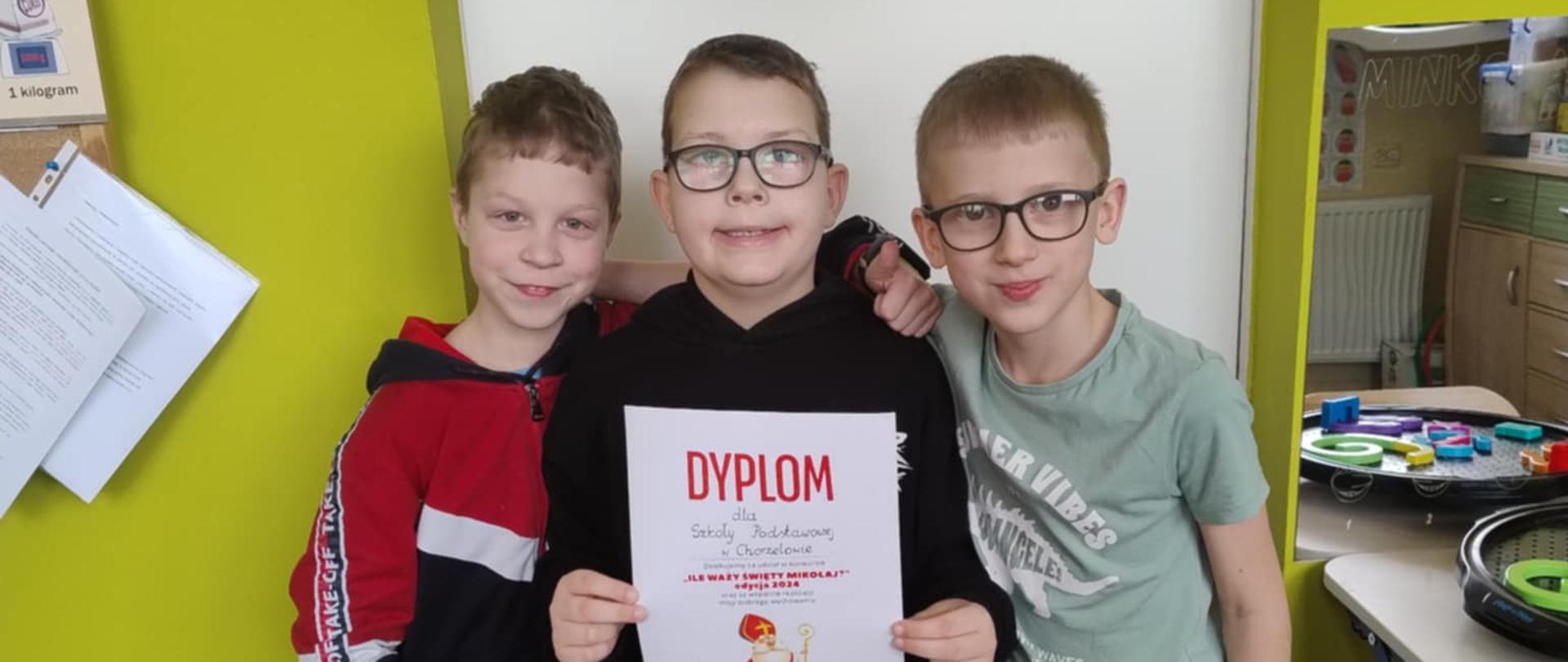 Reprezentacja uczniów zwycięskiej klasy - IIIb