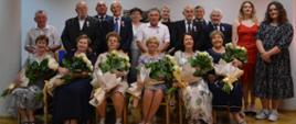 Zdjęcie grupowe - pary małżeńskie obchodzące jubileusz 50-lecia pożycia małżeńskiego