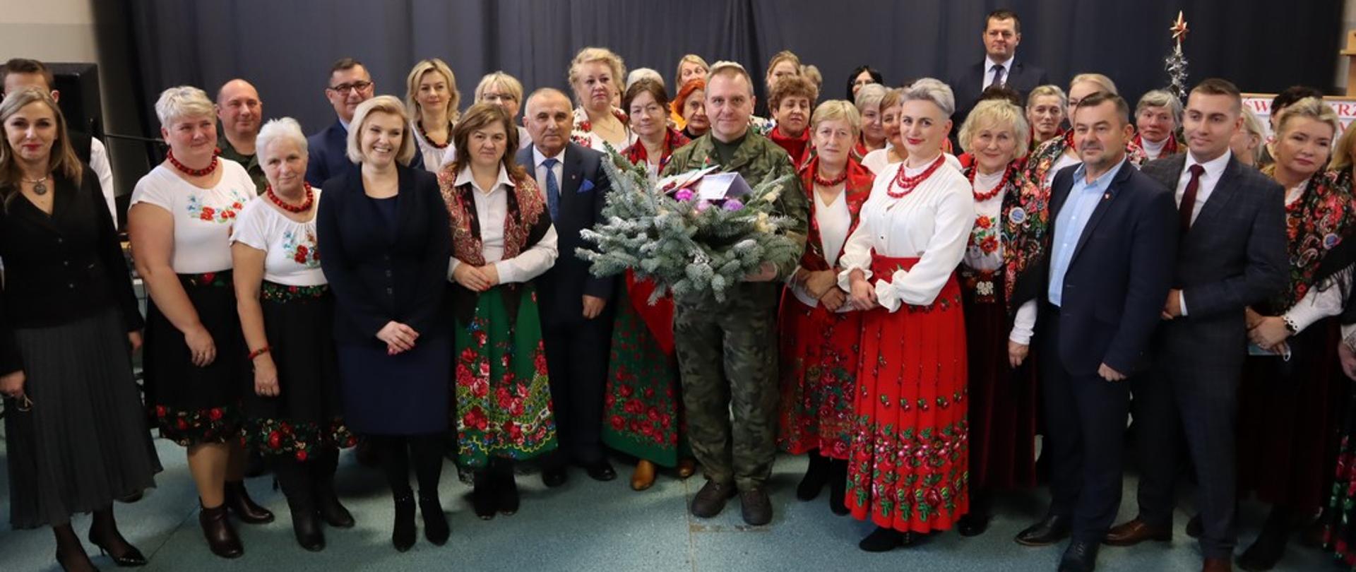 Akcja „Murem za polskim mundurem" w II LO w Końskich