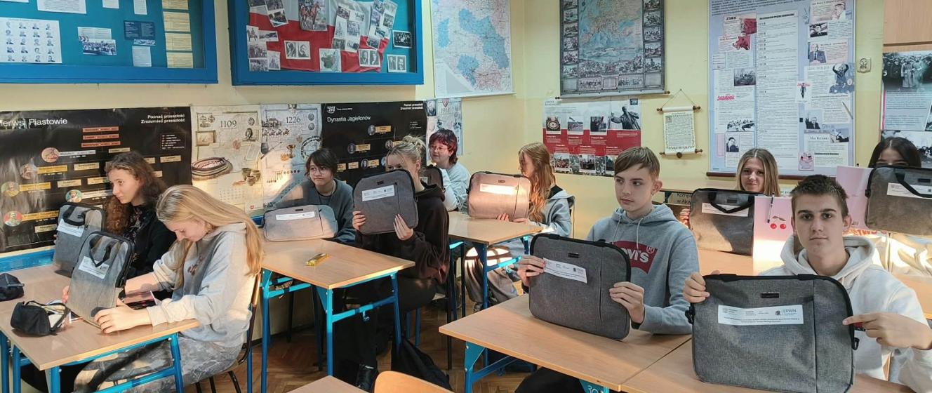 Projekt edukacyjny dla uczniów liceum w Ostrowcu Świętokrzyskim