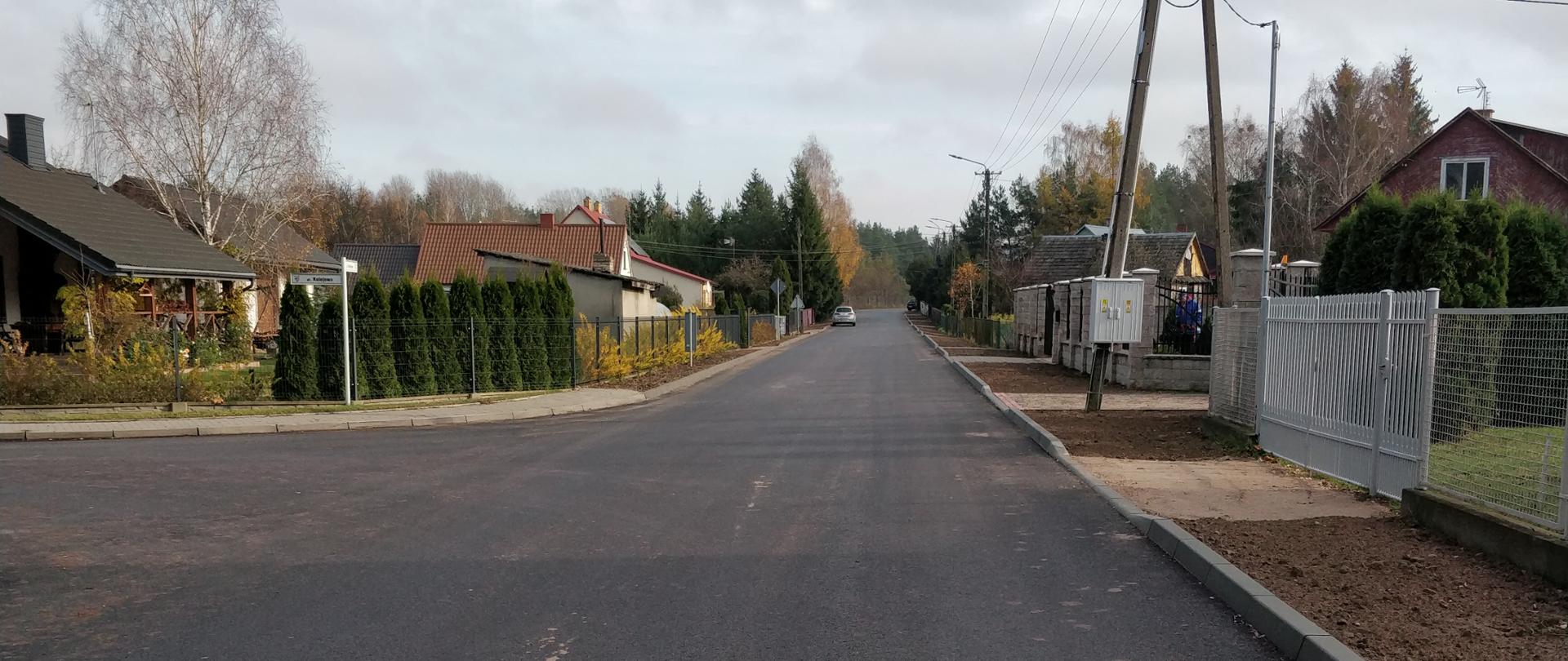 Wyremontowana droga powiatowa w miejscowości Strabla