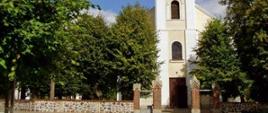 Kościół parafialny pw. Wniebowzięcia Najświętszej Maryi Panny (fot. B. Komarzewski)
