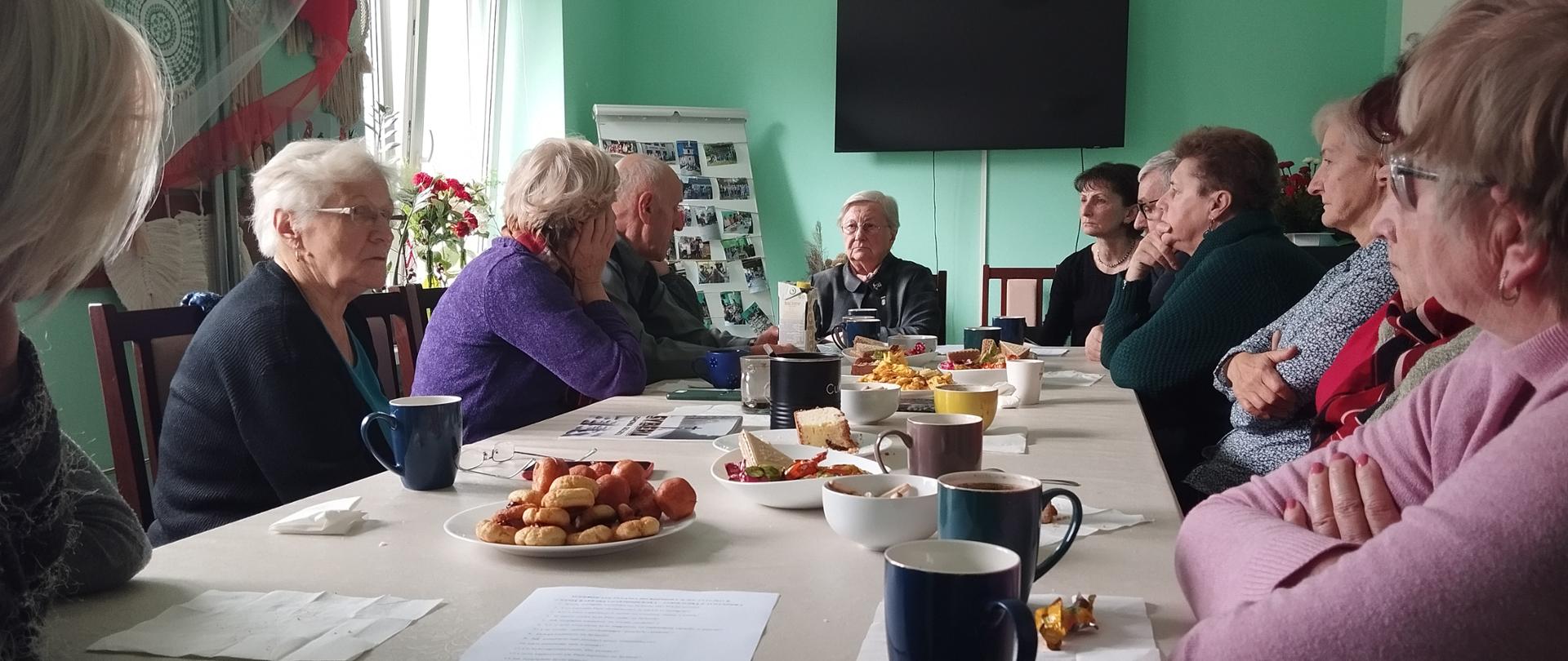 Spotkanie z członkinią Koła Sybiraków w Klubie “Senior”