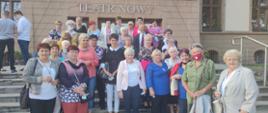 uczestnicy projektu - grupa ludzi