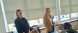 Dwie prowadzące warsztaty przy głosie