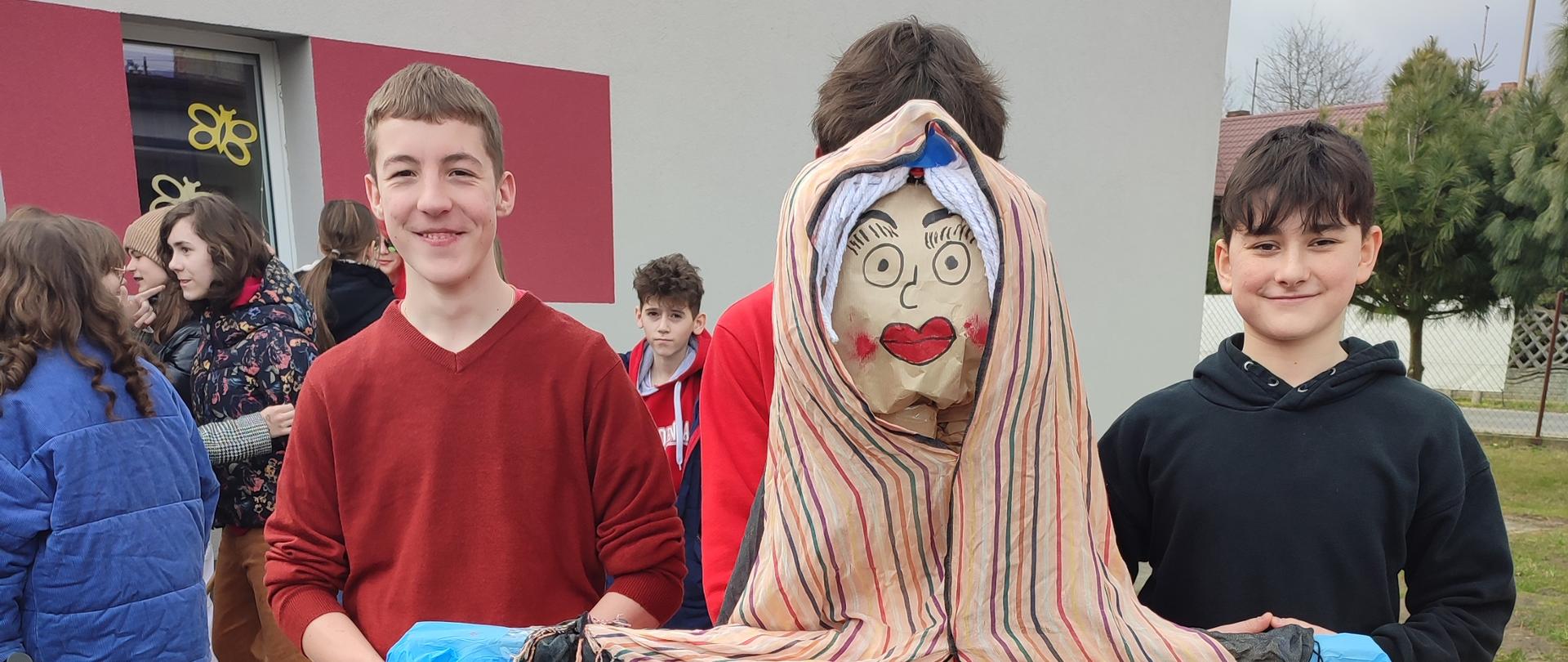  Marzanna w doborowym towarzystwie