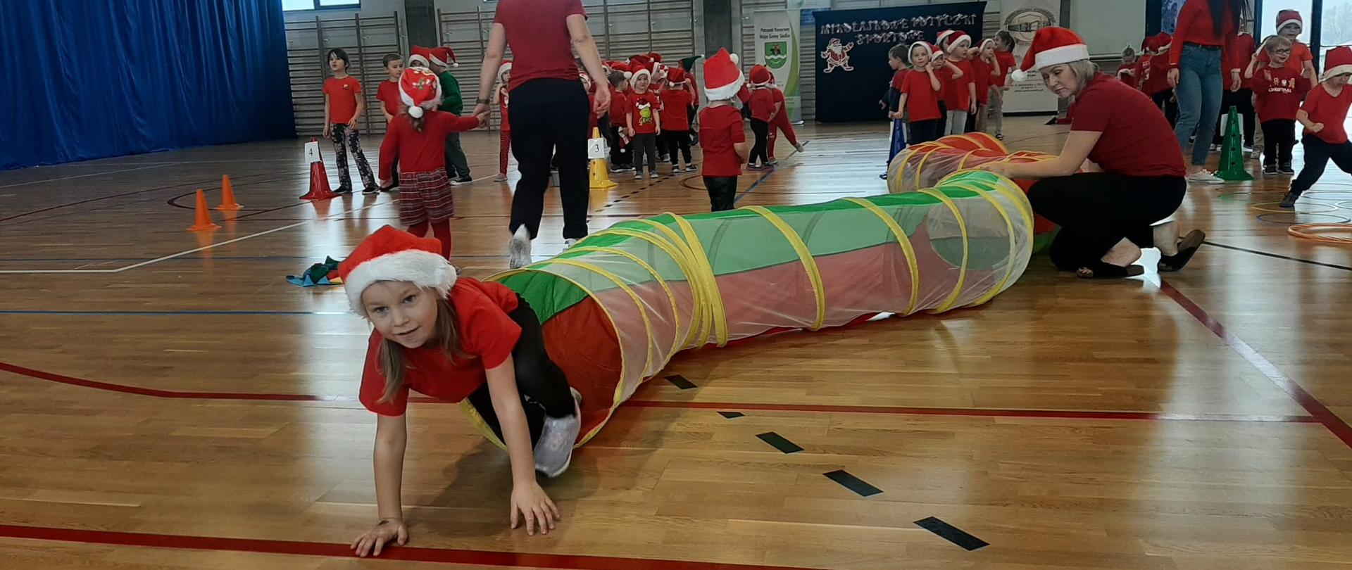 Mikołajkowe Potyczki Sportowe w przedszkolu