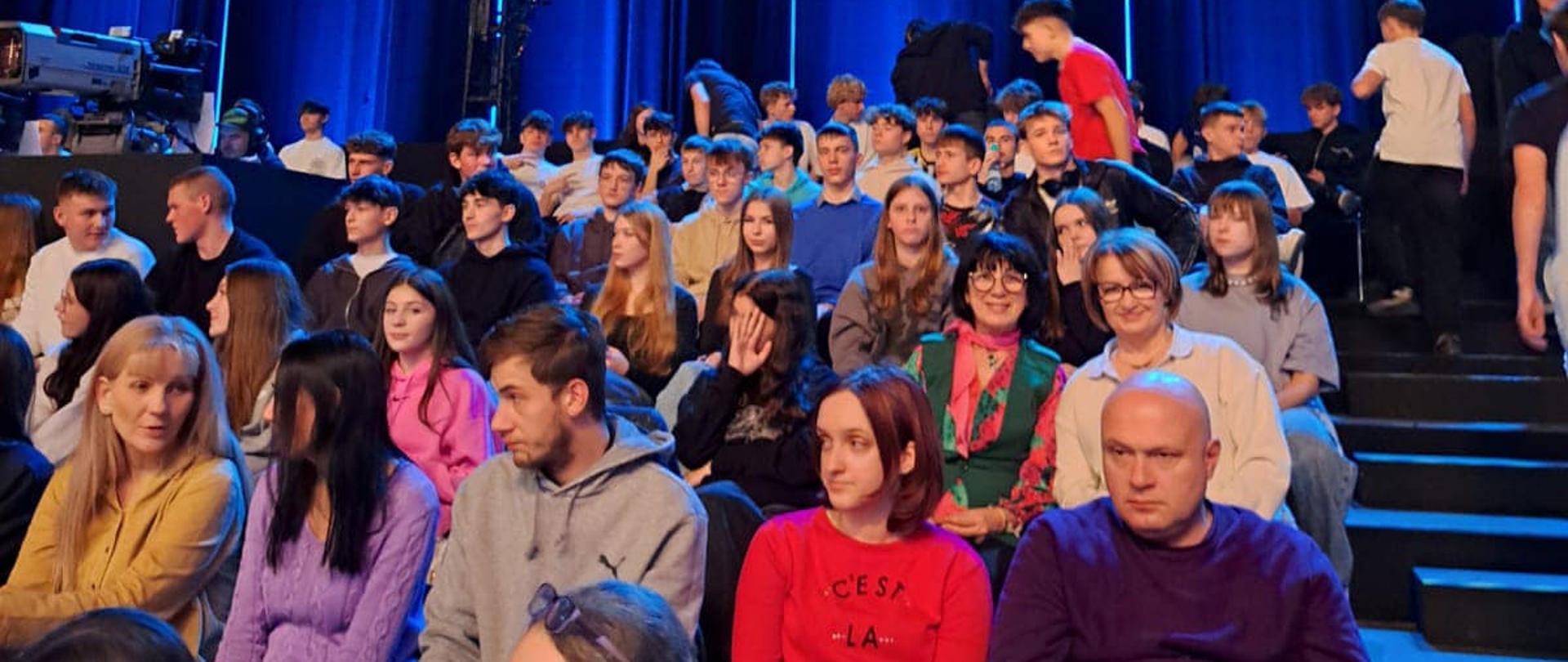 Uczniowie SMS za kulisami programu "Mam talent"