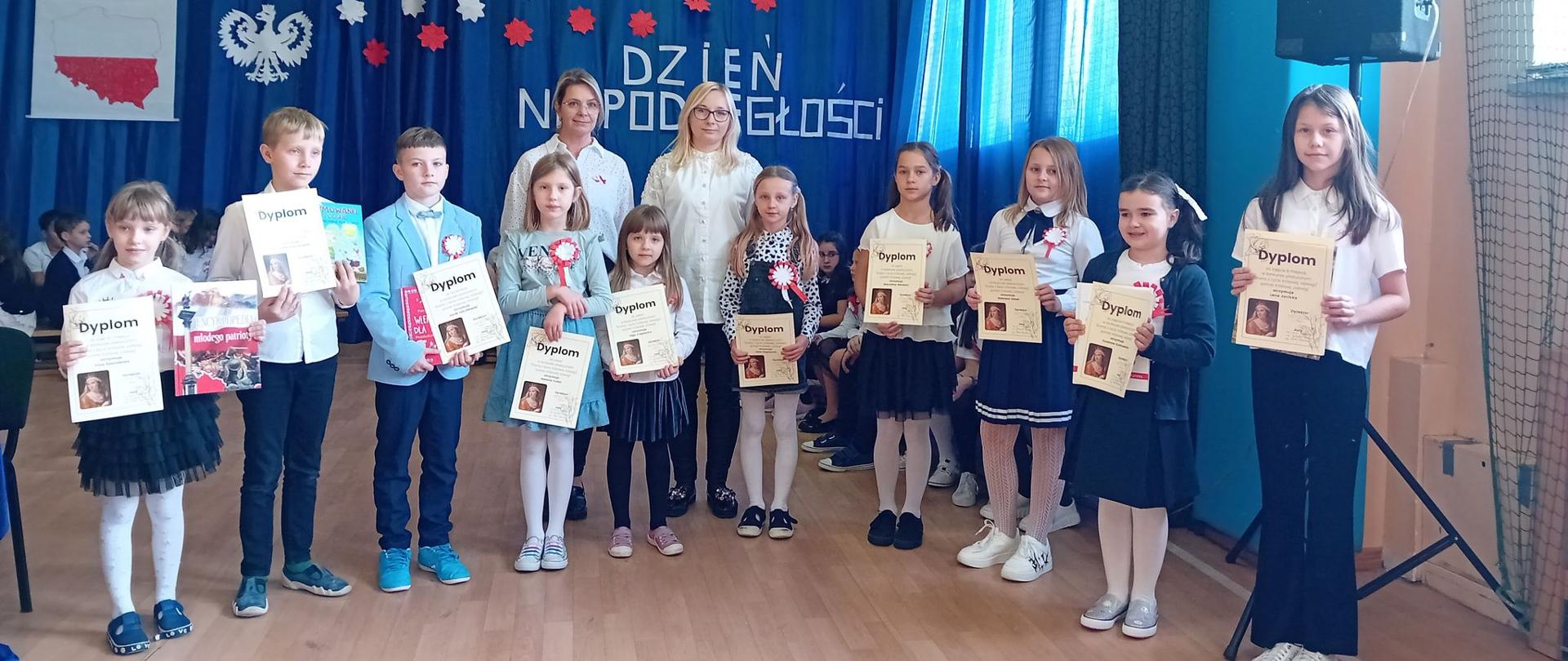 wręczenie dyplomów