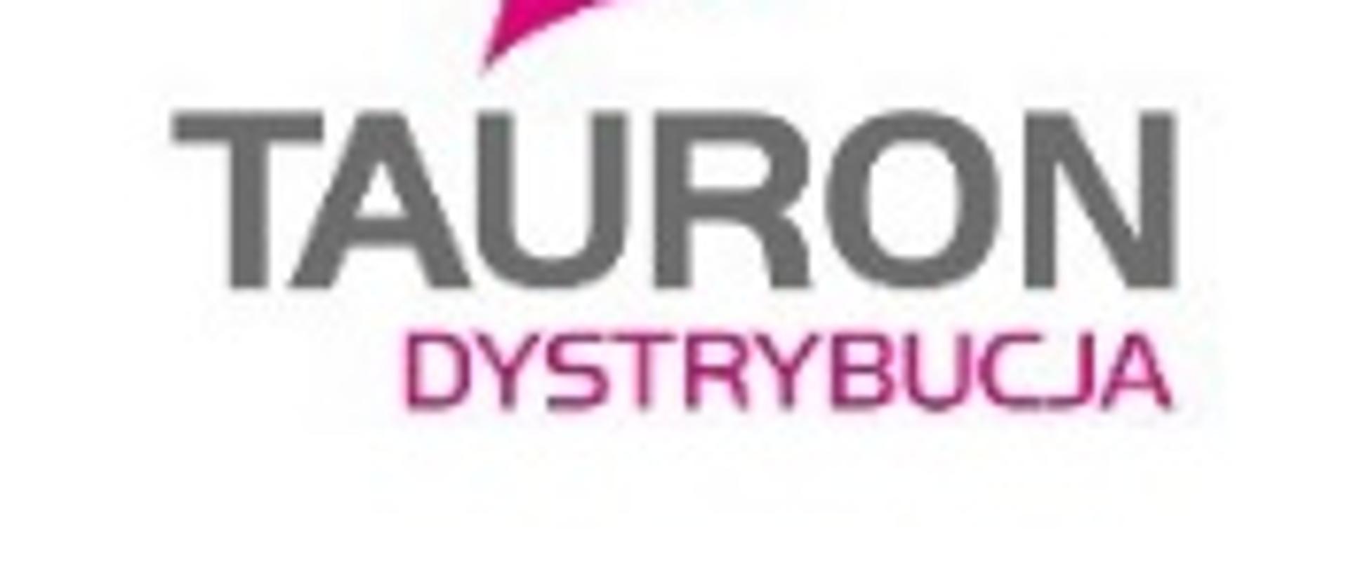 na białym tle różowe logo TAURON oraz napis TAURON DYSTRYBUCJA