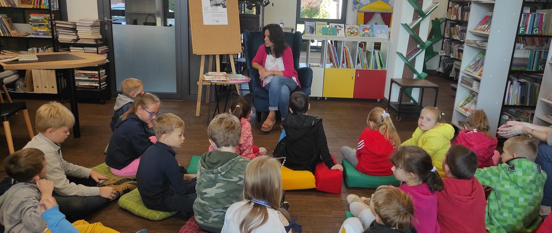 spotkanie młodych czytelników z Katarzyną Janowicz – Timofiejew