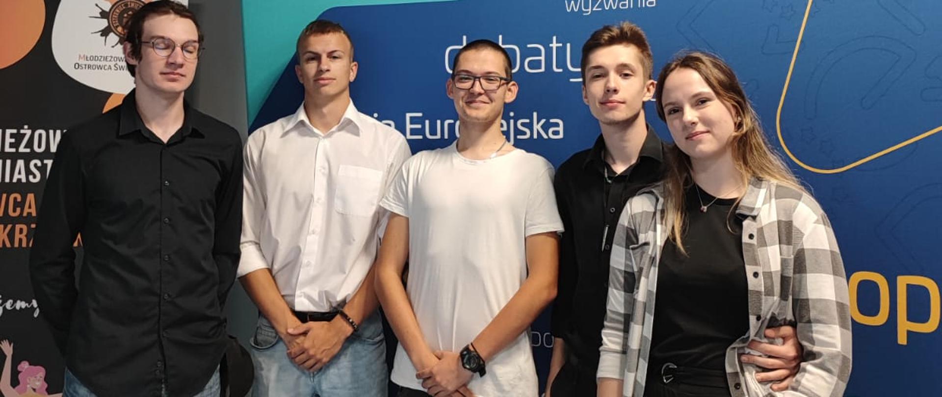 Uczniowie Technikum nr 3 im. Hutników Ostrowieckich
zaangażowani europejsko
