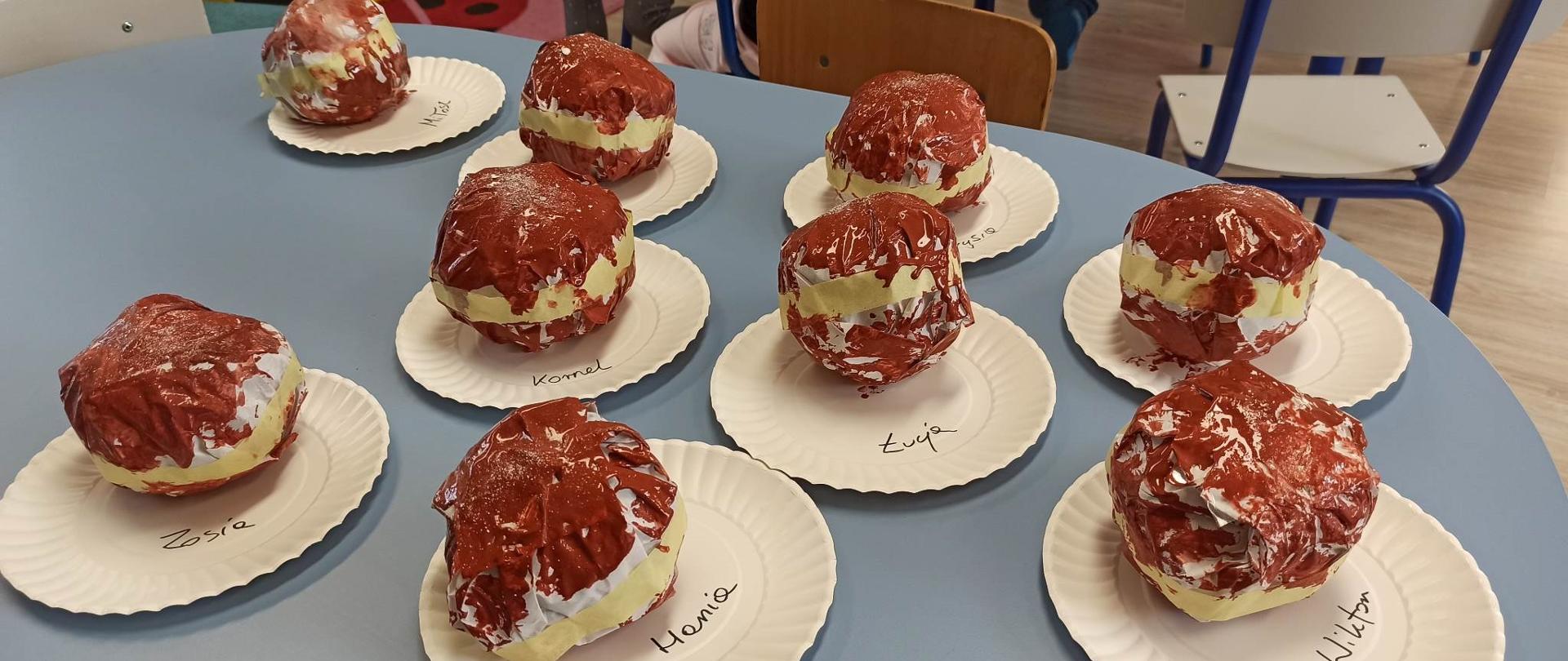 prace dzieci - pączki