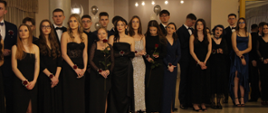 na zdjęciu uczniowie ZS1 podczas balu studniówkowego 2025