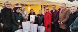Jarmark Bożonarodzeniowy połączony z XXV Powiatową Wystawą "Stoły Wigilijne na Kujawach" w Brześciu Kujawskim. 