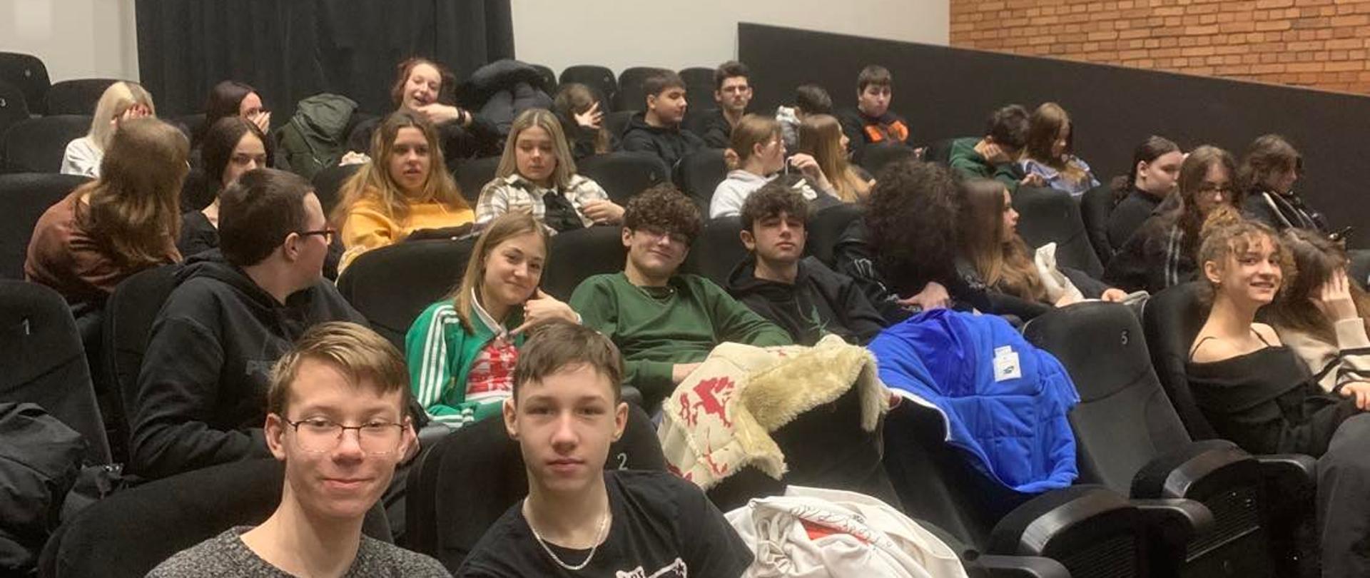 Kinowa lekcja języka francuskiego w Staszicu