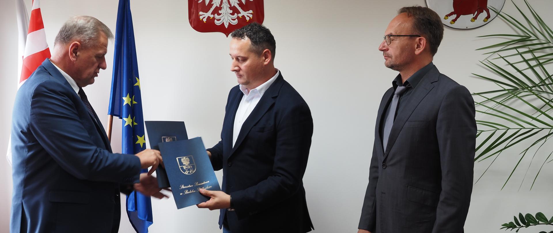 Podpisanie umowy na rozbudowę i przebudowę budynku użyteczności publicznej przy ul. Widowskiej 1