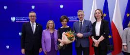 Uroczystość wręczenia nagrody dla Powiatowego Centrum Pomocy Rodzinie w Kancelarii Prezesa Rady Ministrów