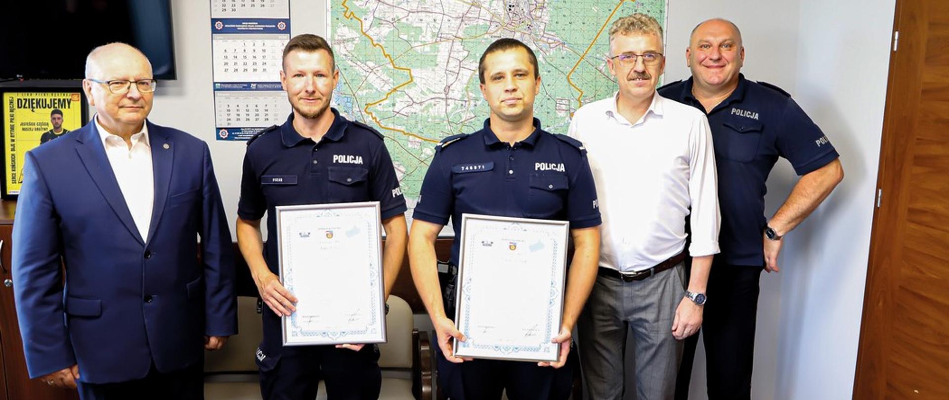 Wyrazy uznania dla koneckich policjantów
