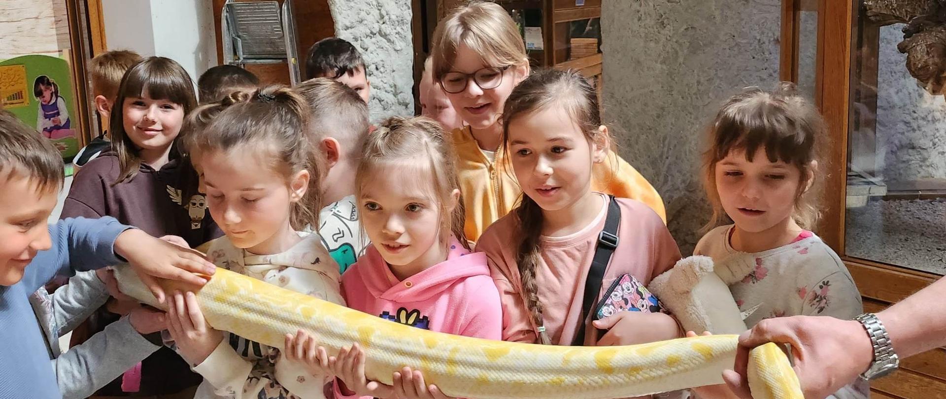 W ŚWIECIE EGZOTYCZNYCH ZWIERZĄT
