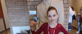 Młode tancerki pozują do zdjęcia