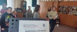 Uczestnicy warsztatów w trakcie lekcji śpiewu