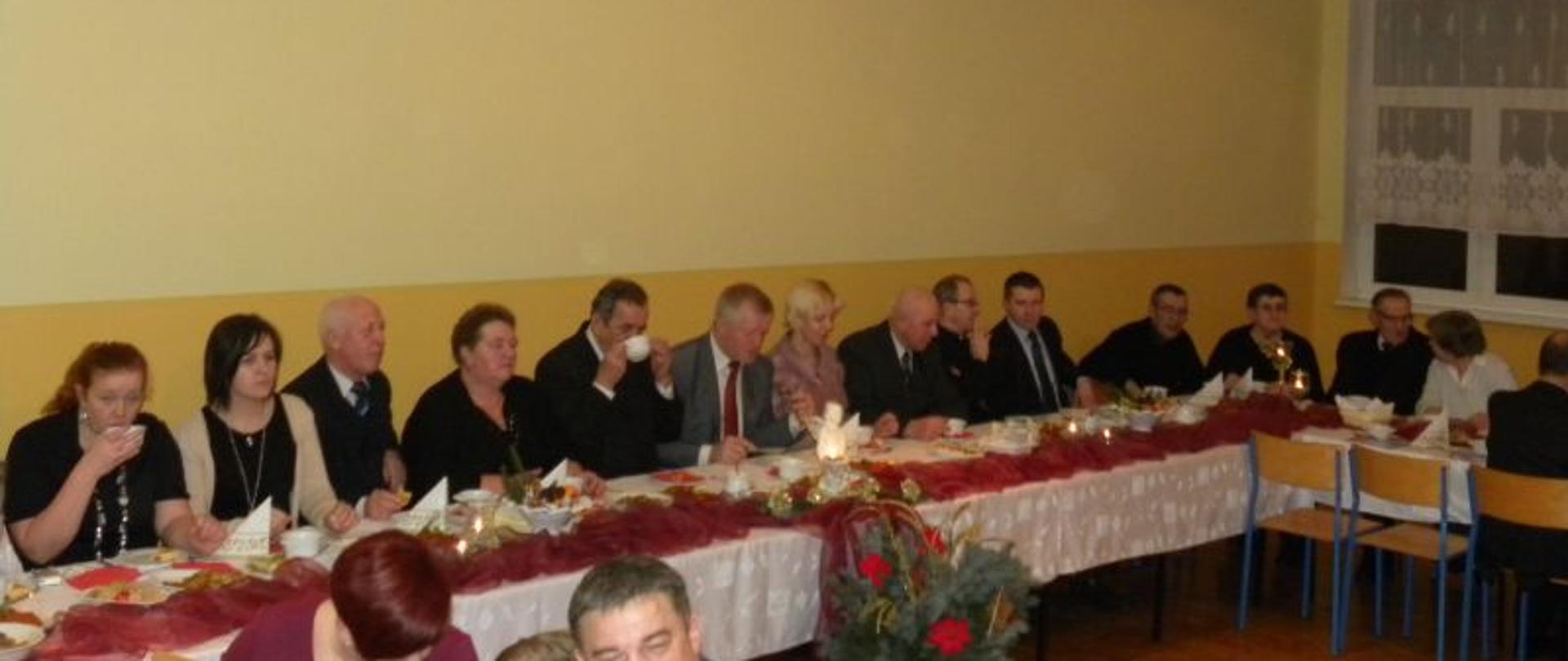 Pełniutka sala w Dziembówku