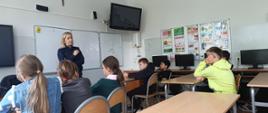 Spotkanie uczniów naszej szkoły z policjantką