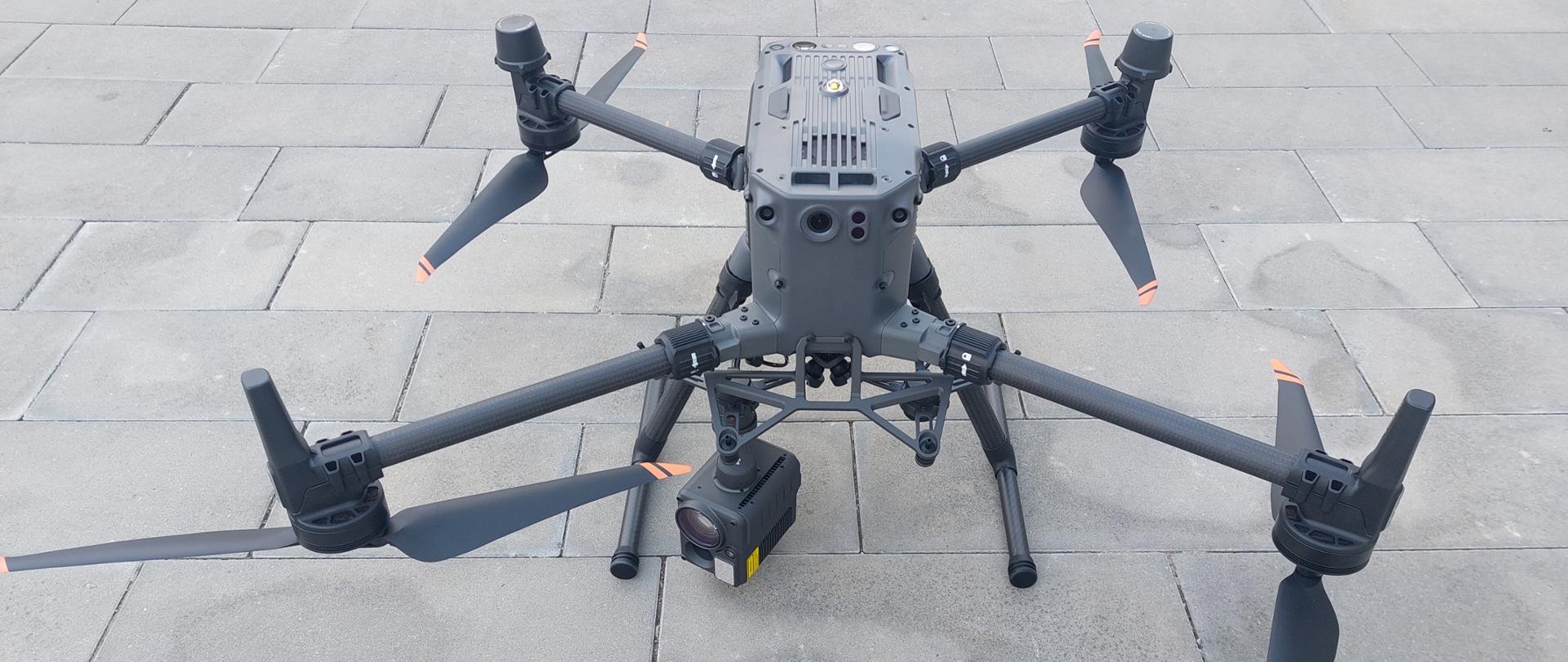 Dron