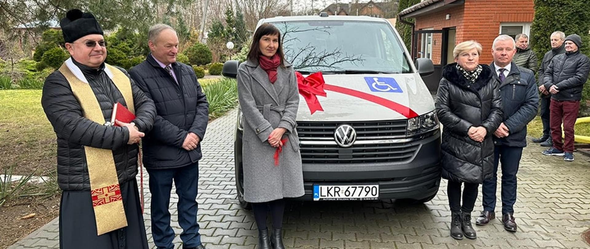 Nowe pojazdy dla domów pomocy społecznej