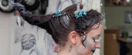 Wykonane przez młodzież fryzury konkursowe