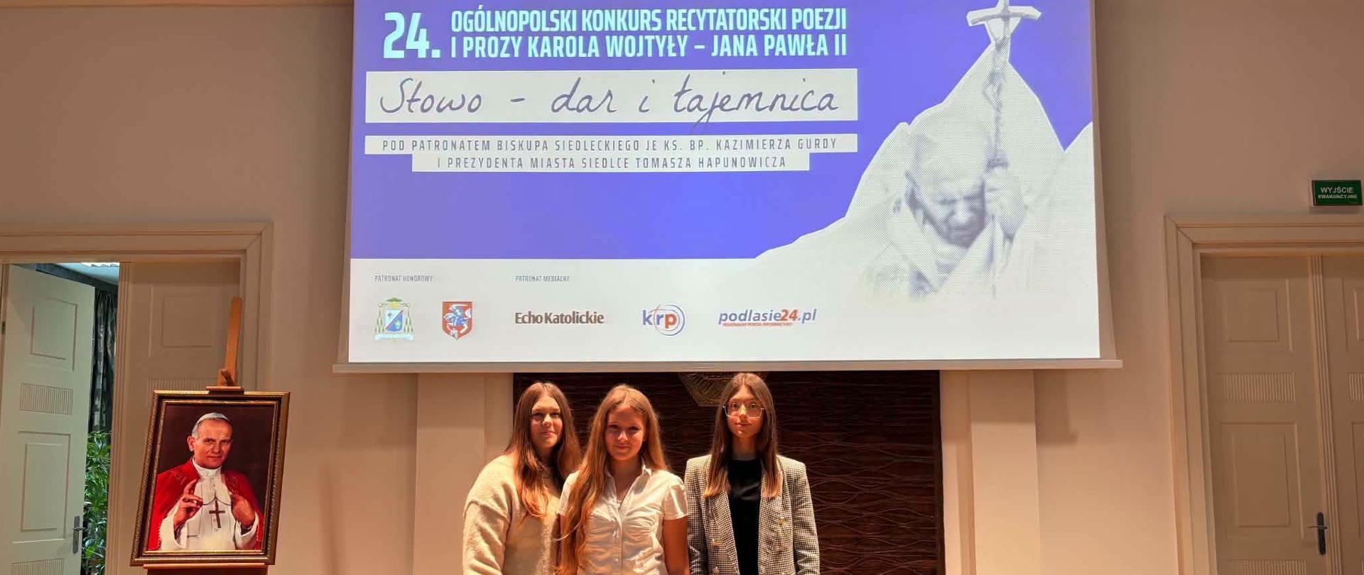 Sukces Zuzanny Żukowskiej i Natalii Pawlak w konkursie recytatorskim! 