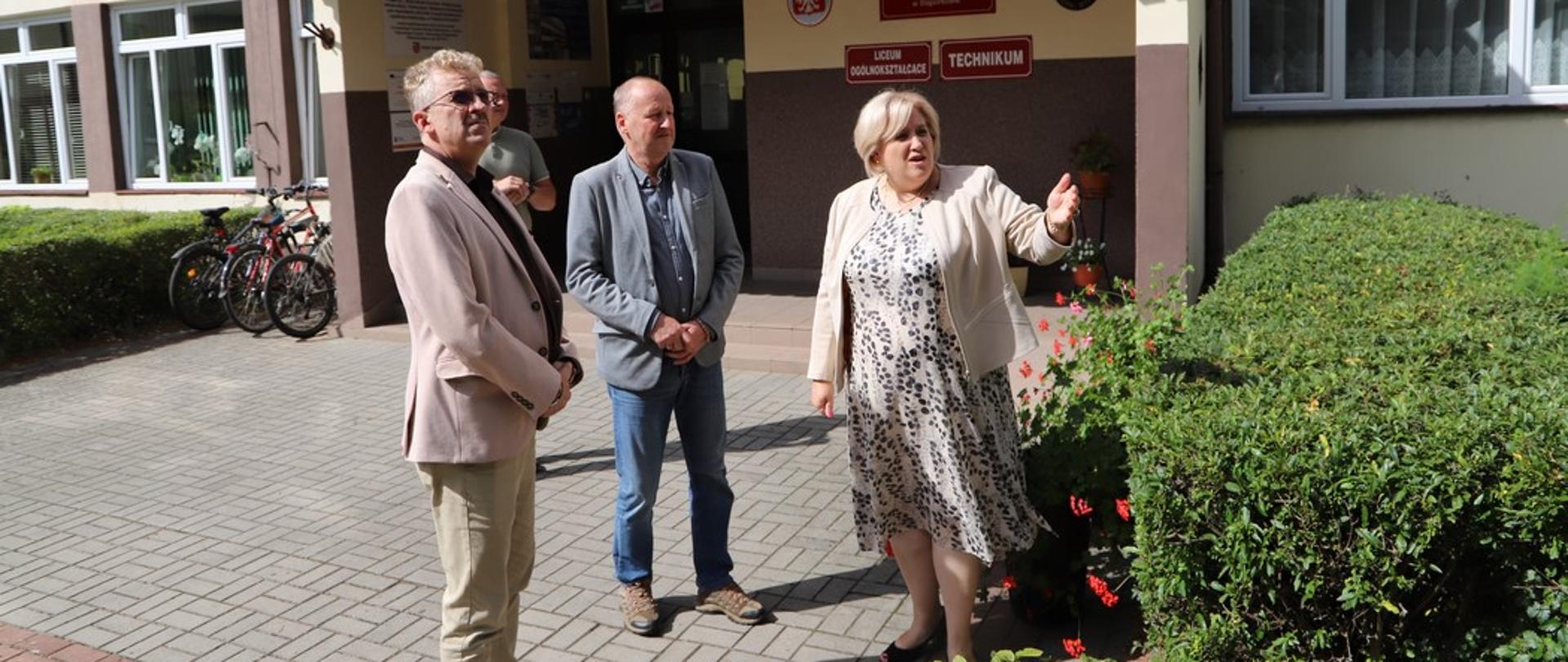 Zakończono pierwszy etap remontu w ZSP w Stąporkowie