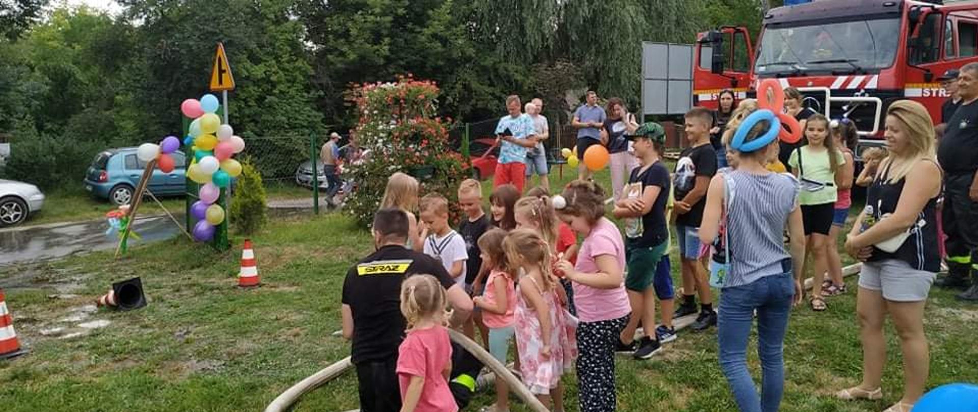 KOSMICZNA ZABAWA w ŚWIRNIE