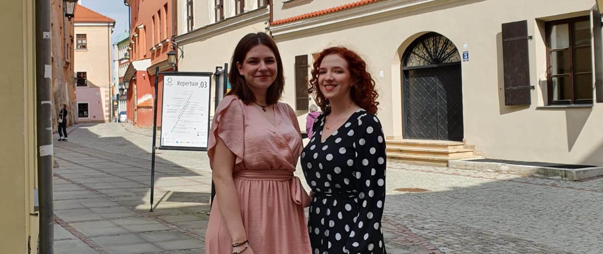 Solistki HDK pozują do zdjęcia