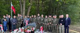 Boków z odnowionym pomnikiem AK